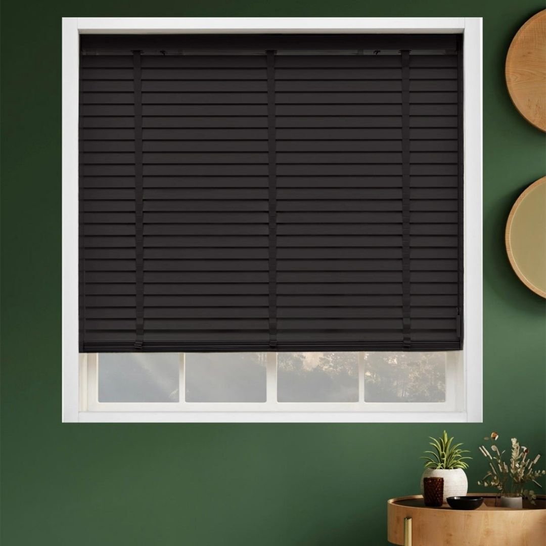 5.jpg 50mm Kurdelalı Ahşap Jaluzi Perde - Siyah - Görsel 1